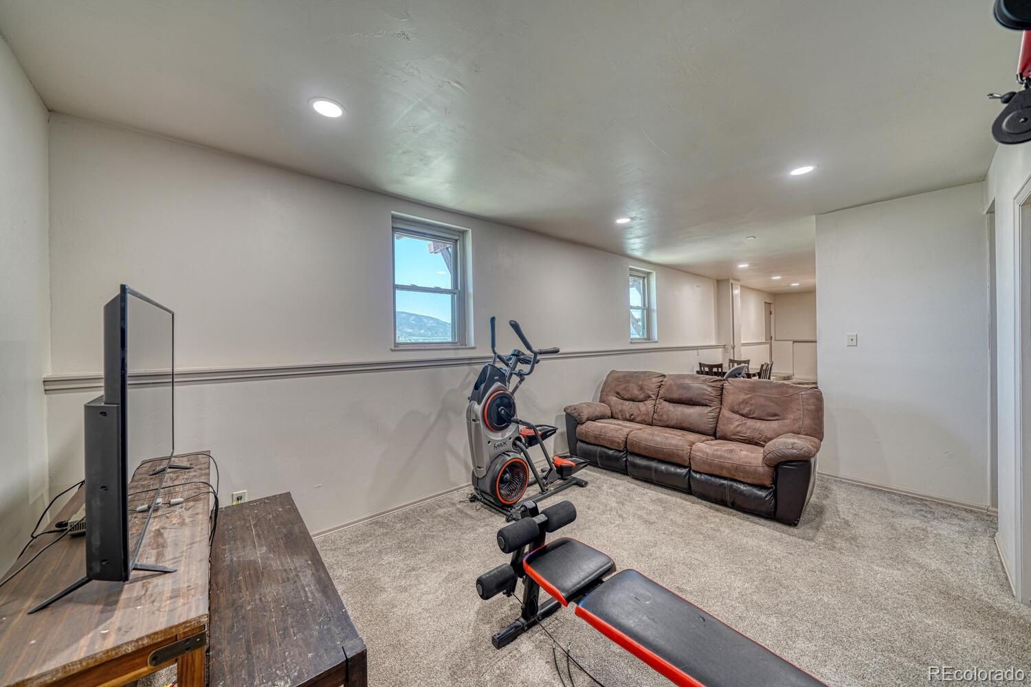 10050 Piute Drive