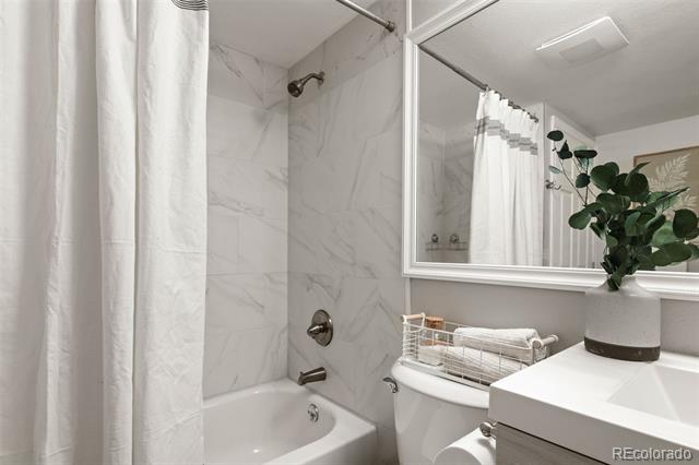 8335 Fairmount Drive Unit: 9-107