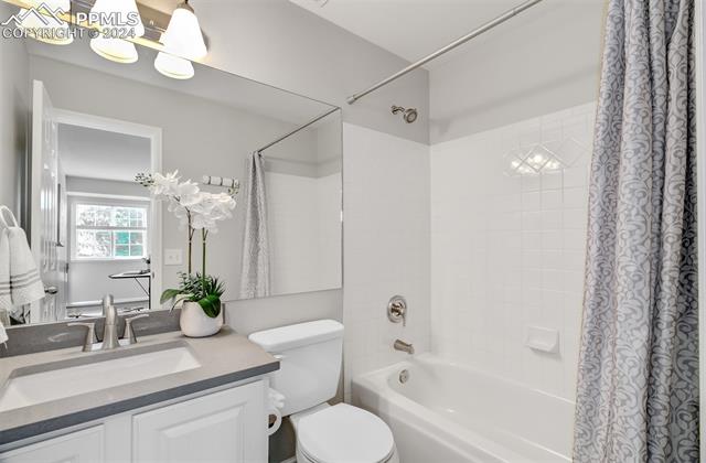 1470 Owl Ridge Drive