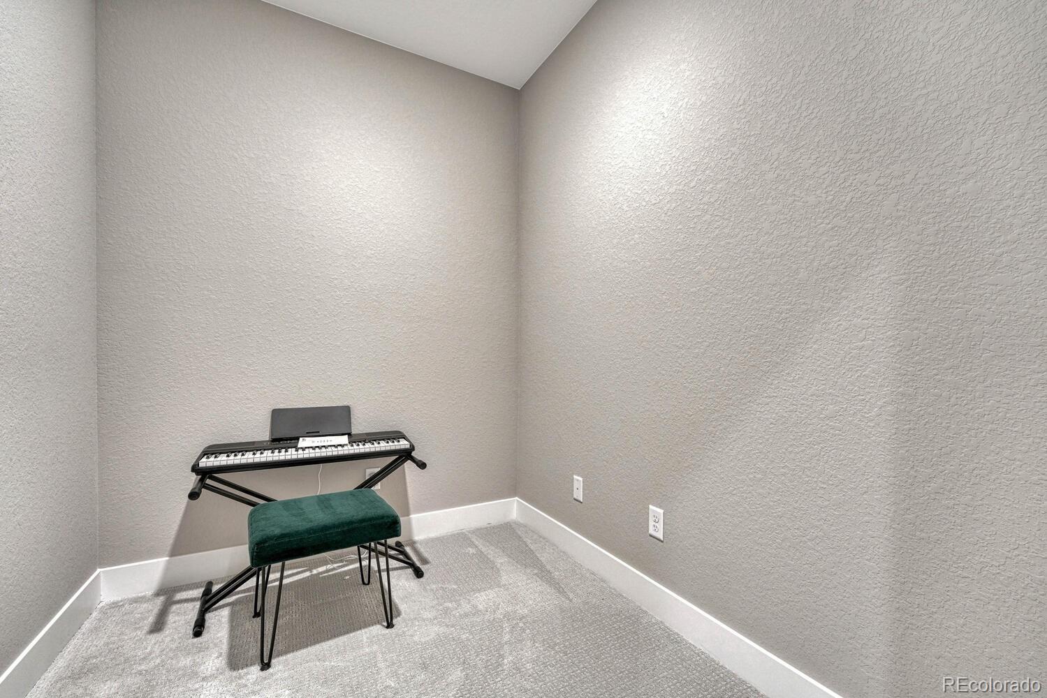 5385 Edenborn Way