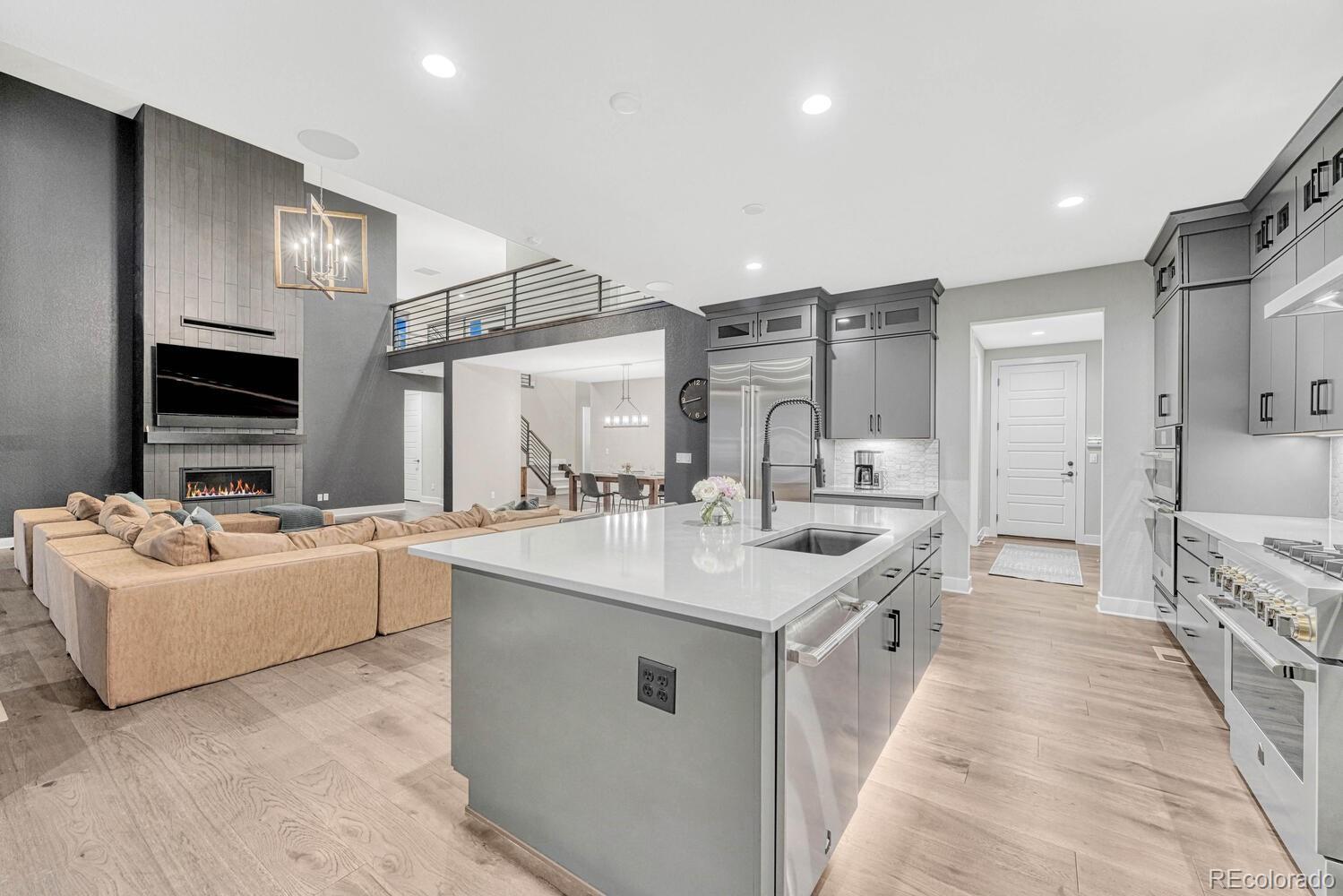 5385 Edenborn Way