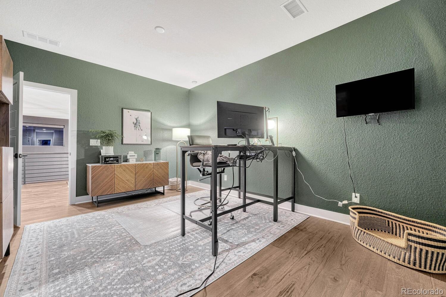 5385 Edenborn Way