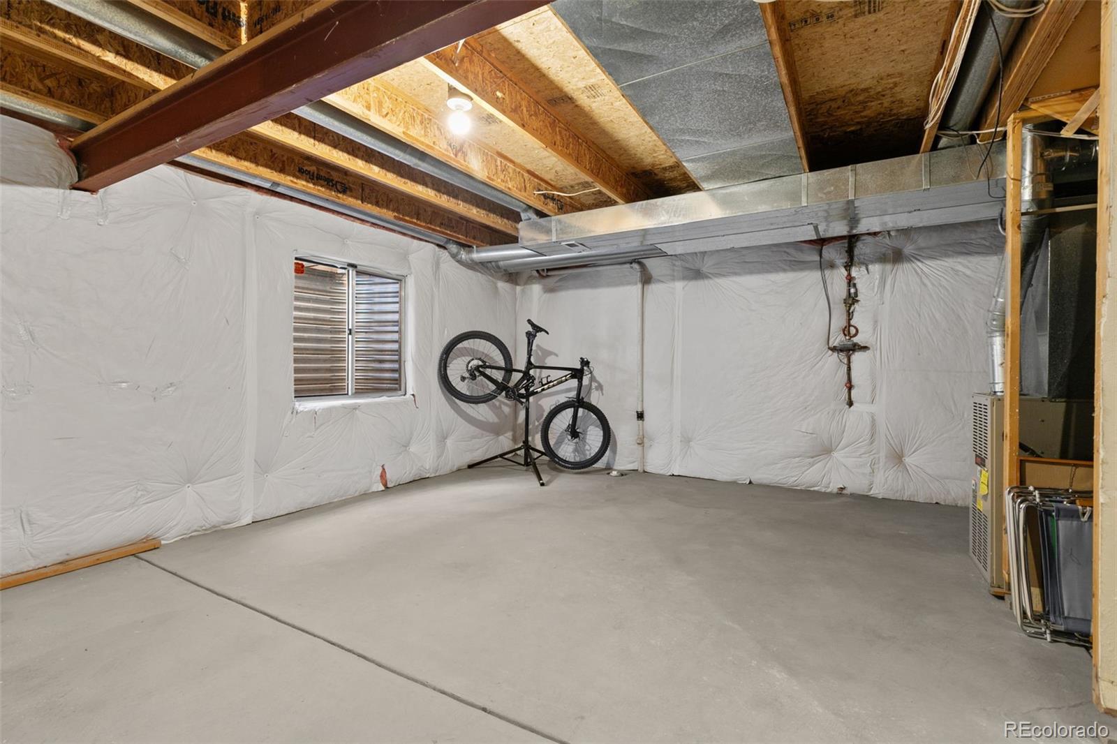 2765 Fernwood Place