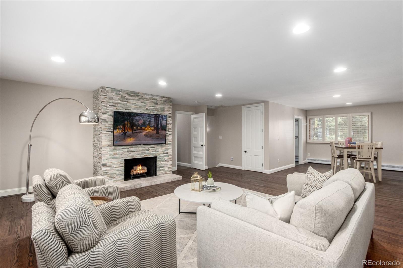 5441 S Clinton Court