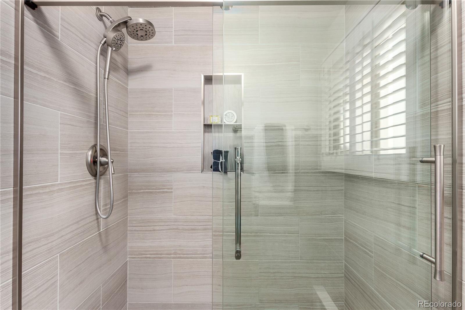 5441 S Clinton Court