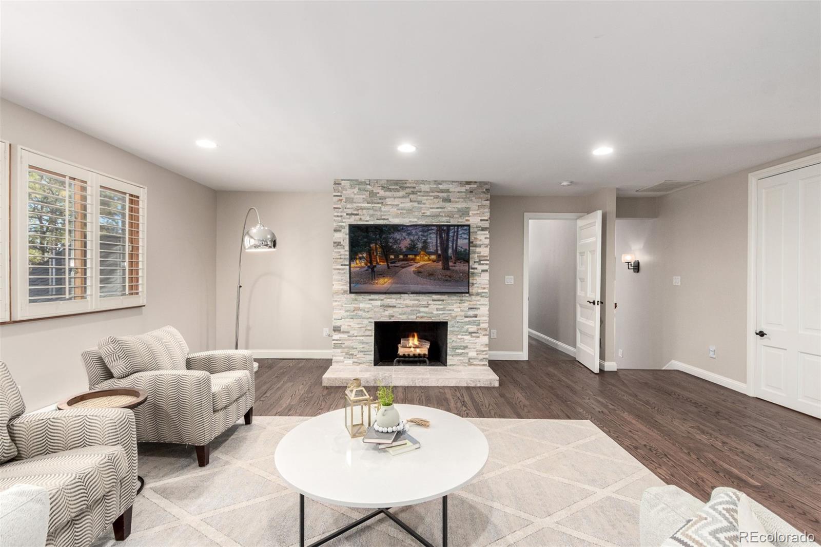 5441 S Clinton Court