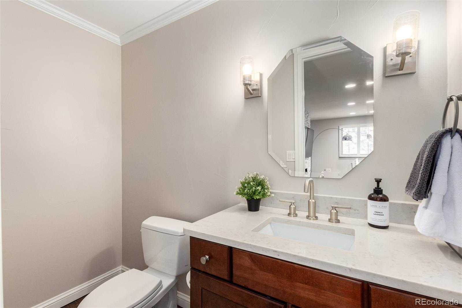 5441 S Clinton Court