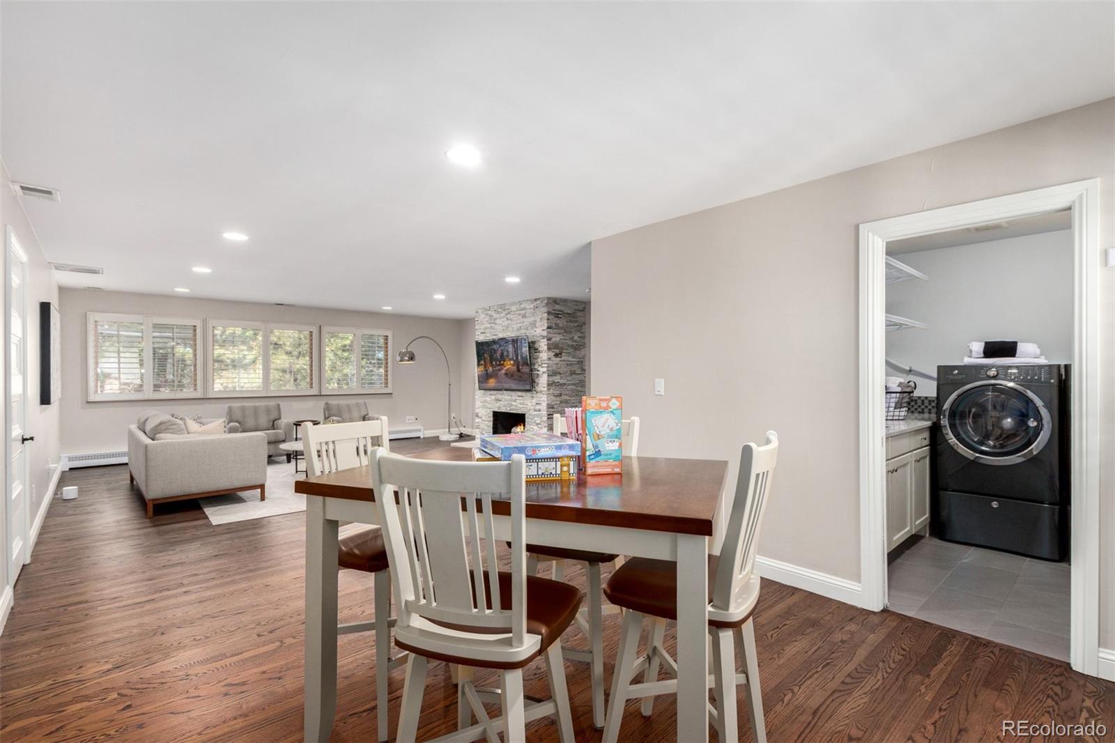 5441 S Clinton Court