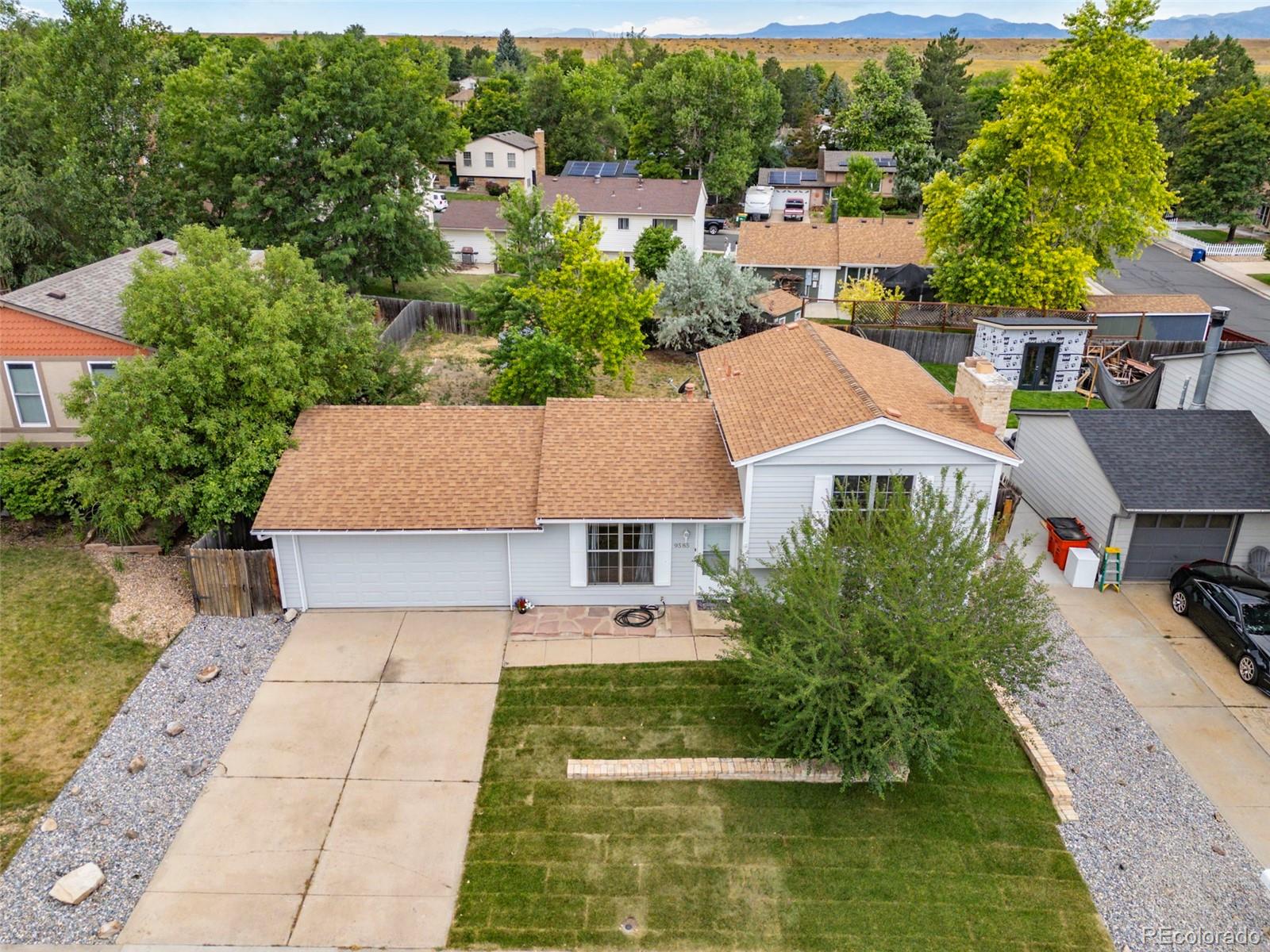 9585 Flower Street
