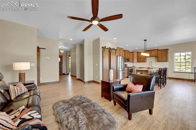 1279 Valley Drive