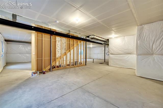 1279 Valley Drive
