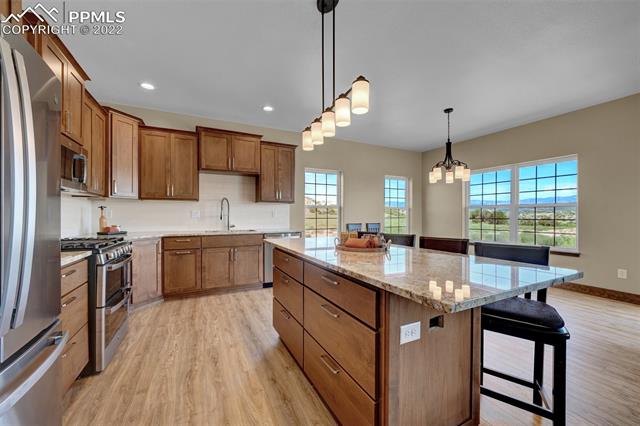 1279 Valley Drive