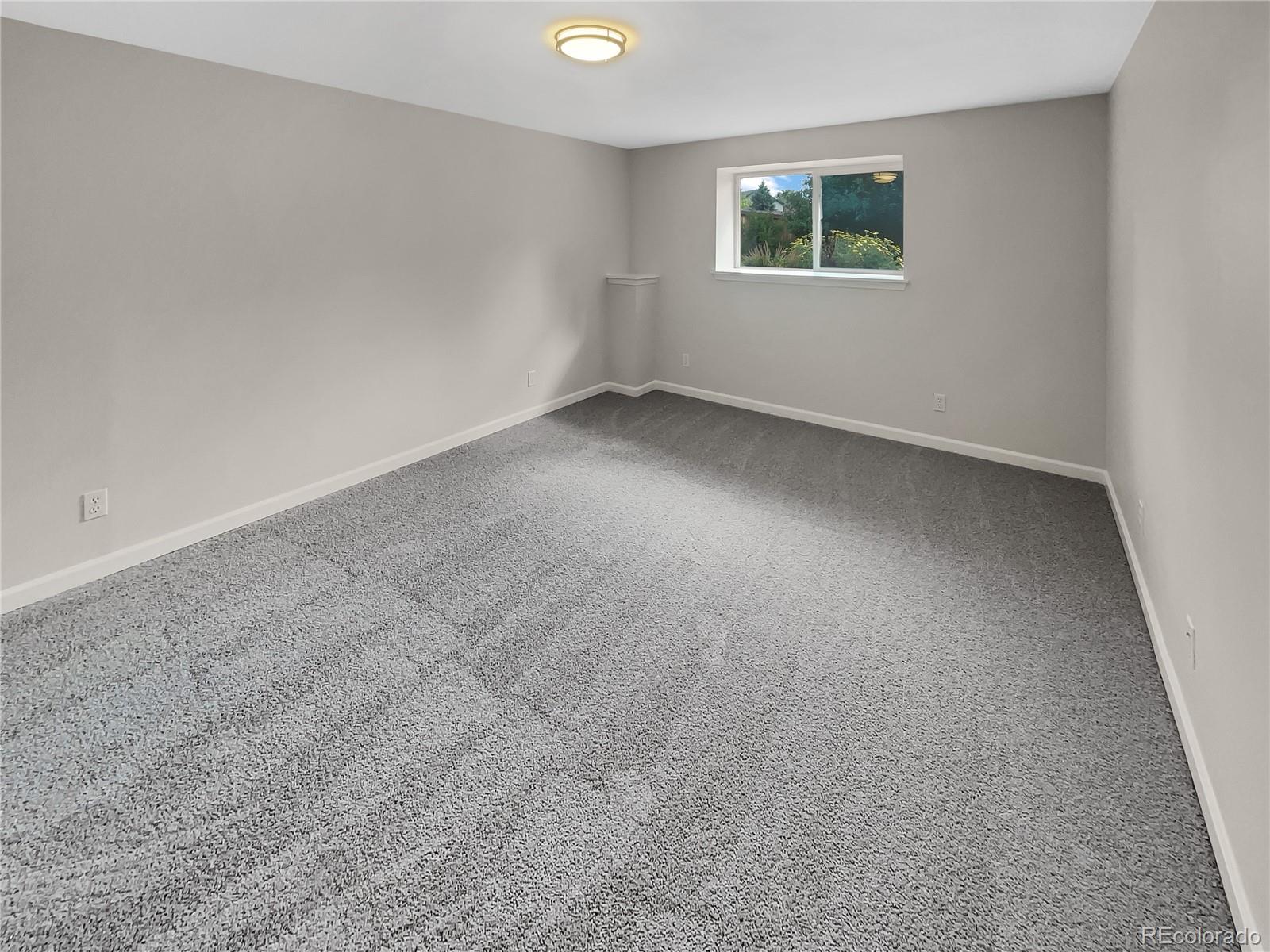 4994 Mountain Meadow Trail