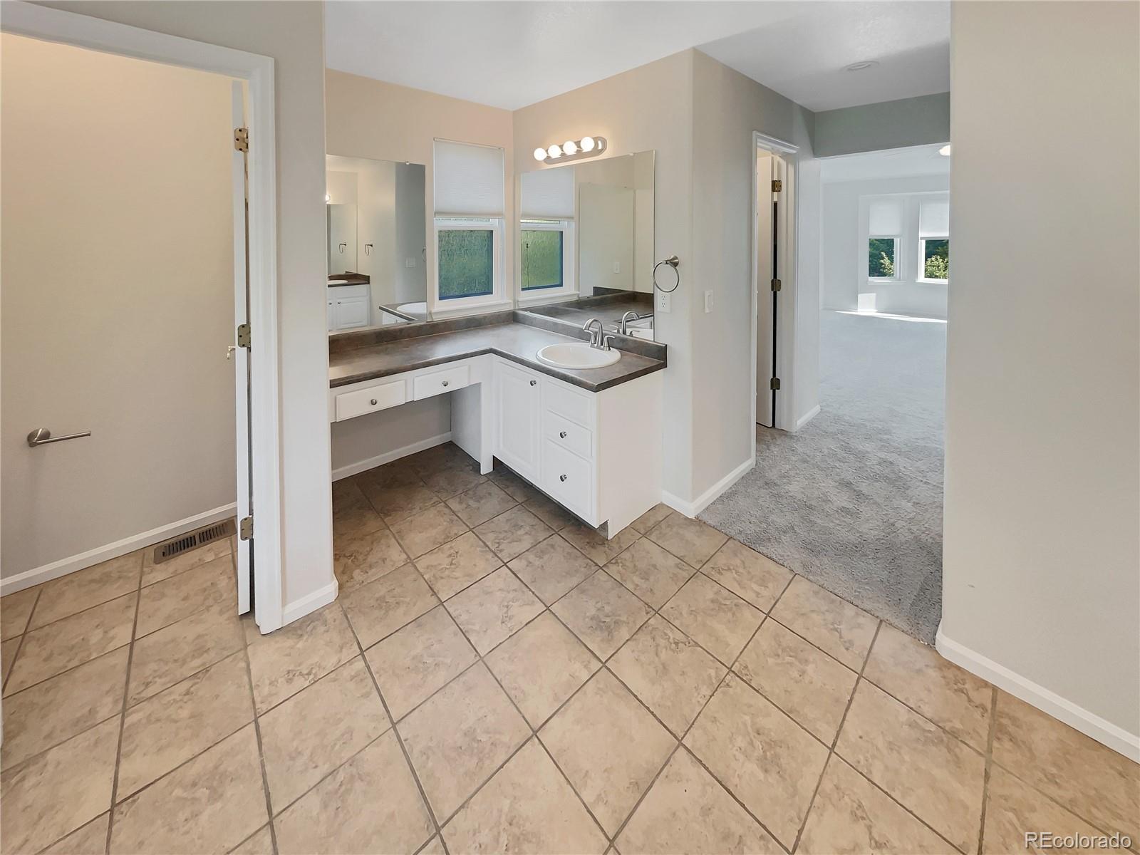 4994 Mountain Meadow Trail