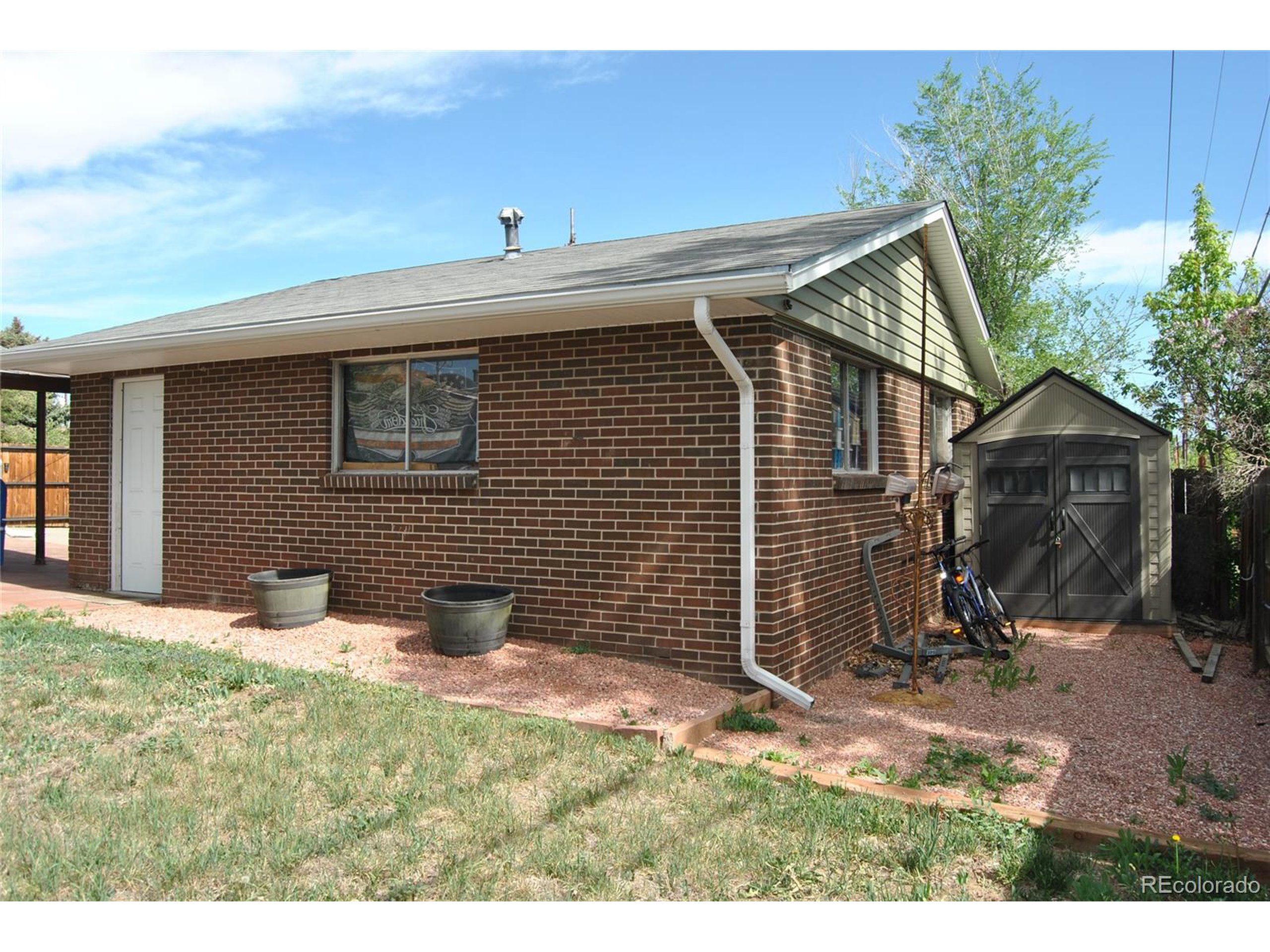 7260 Winona Ct