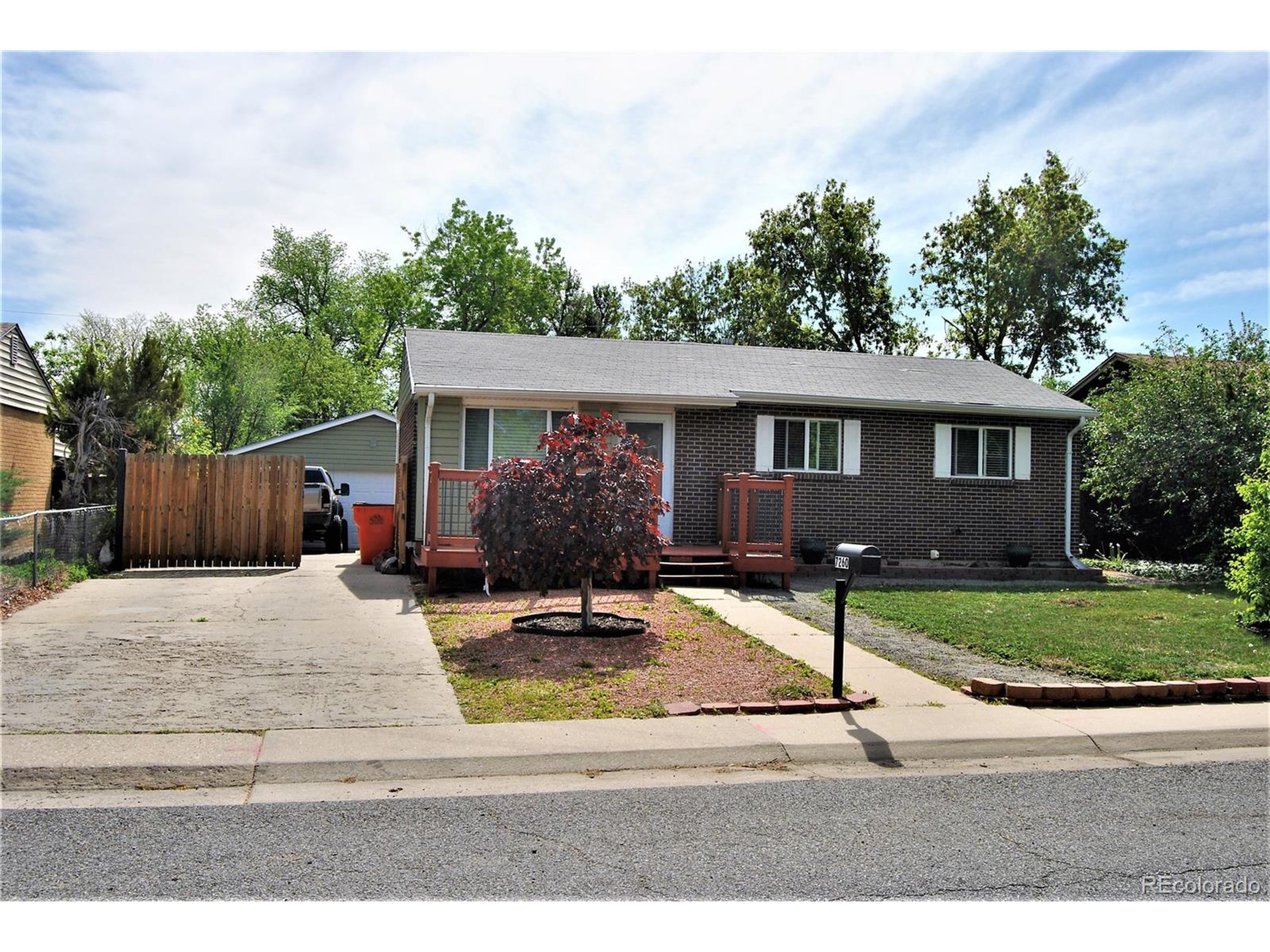 7260 Winona Ct