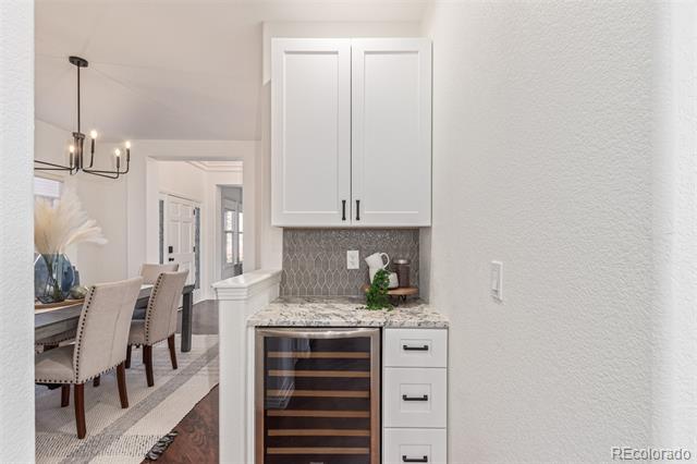 8242 Xenophon Court