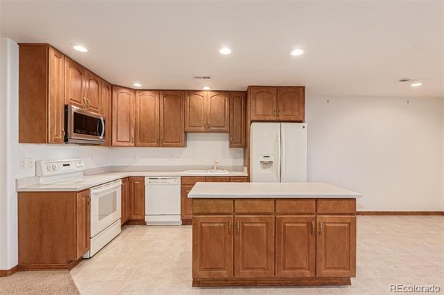 8242 Xenophon Court