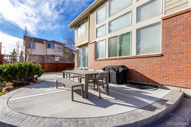 8242 Xenophon Court