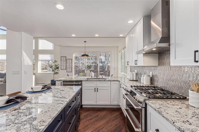 8242 Xenophon Court