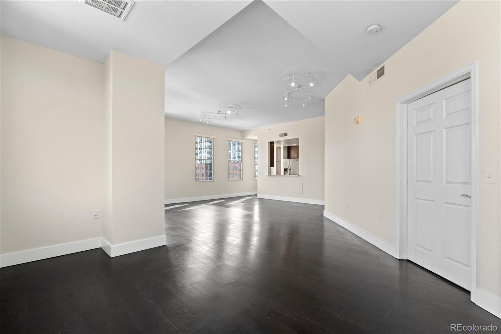 475 W 12th Avenue Unit: 8E