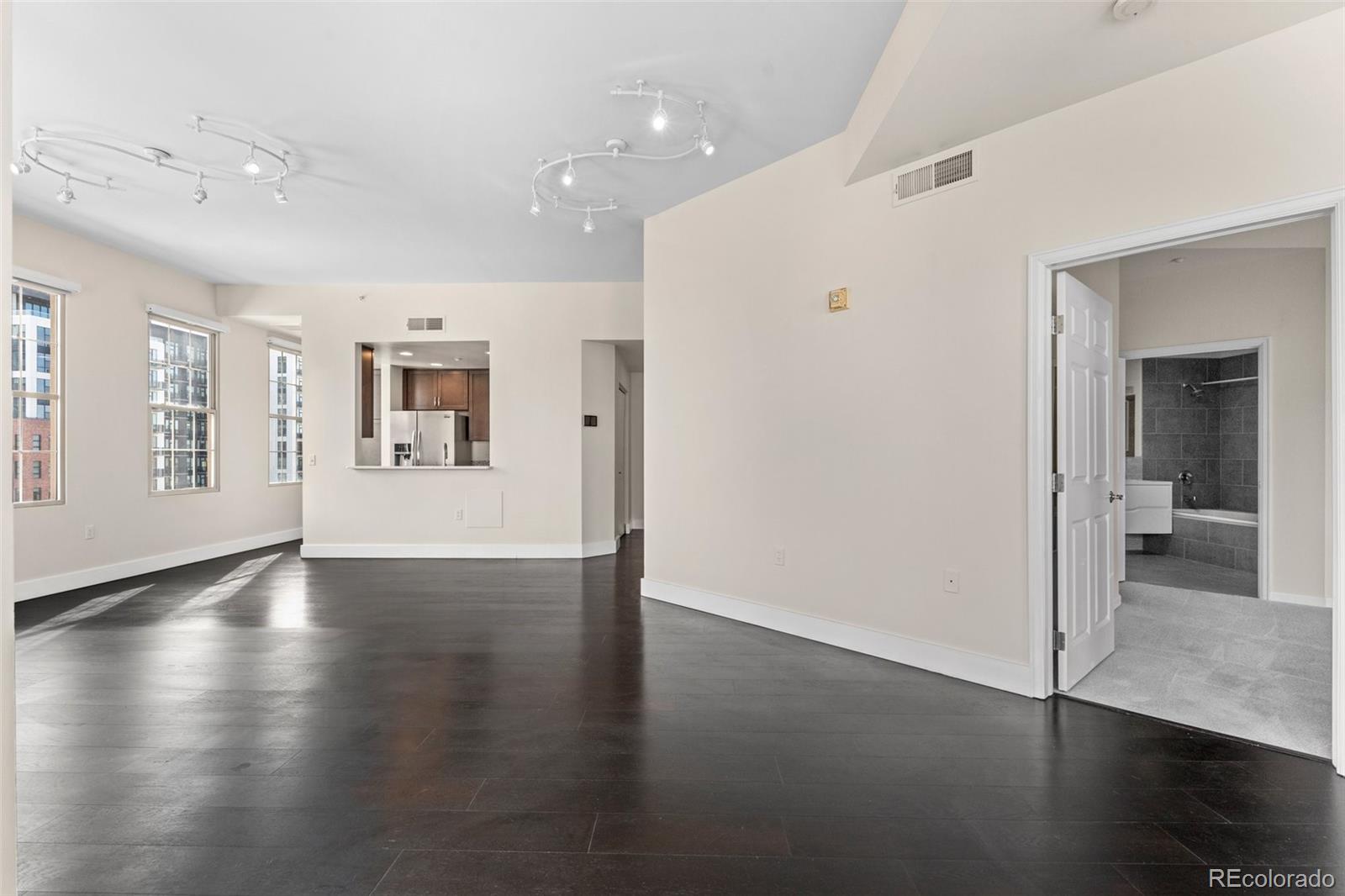 475 W 12th Avenue Unit: 8E