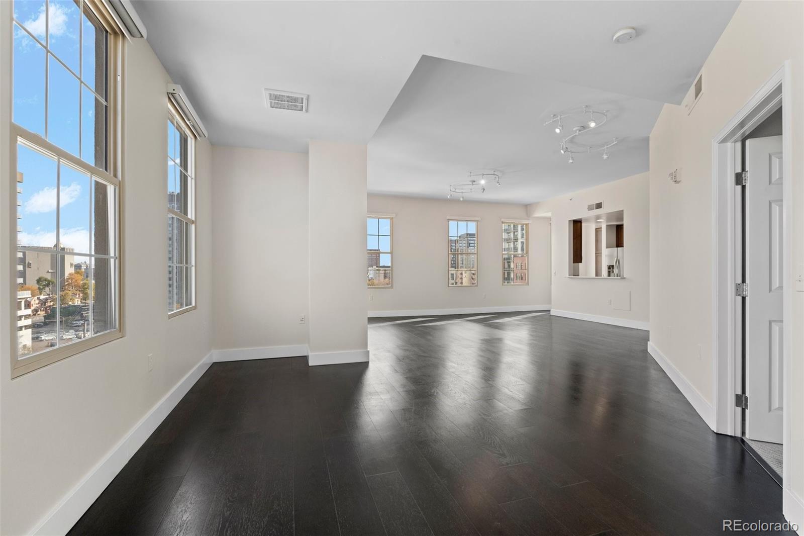 475 W 12th Avenue Unit: 8E