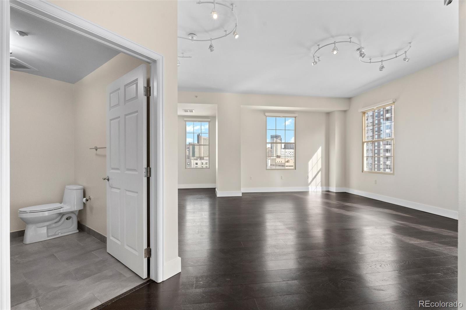 475 W 12th Avenue Unit: 8E