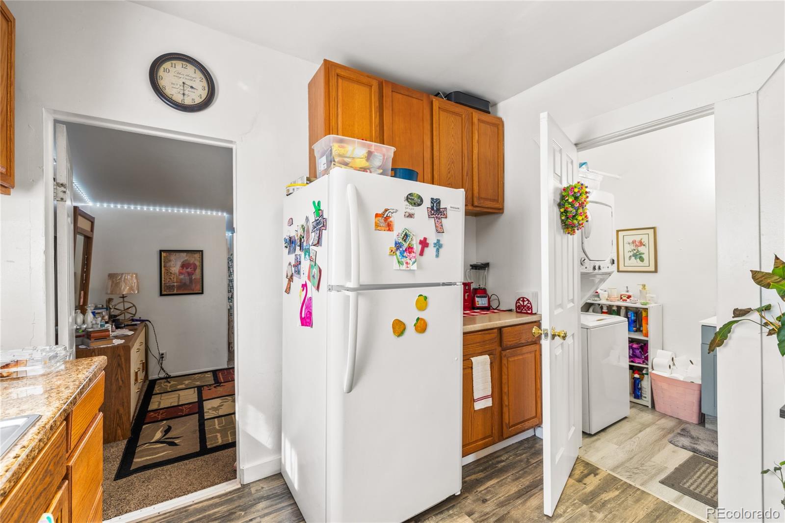 609 W 8th Street Unit: 611
