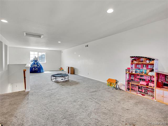 19155 Robins Drive
