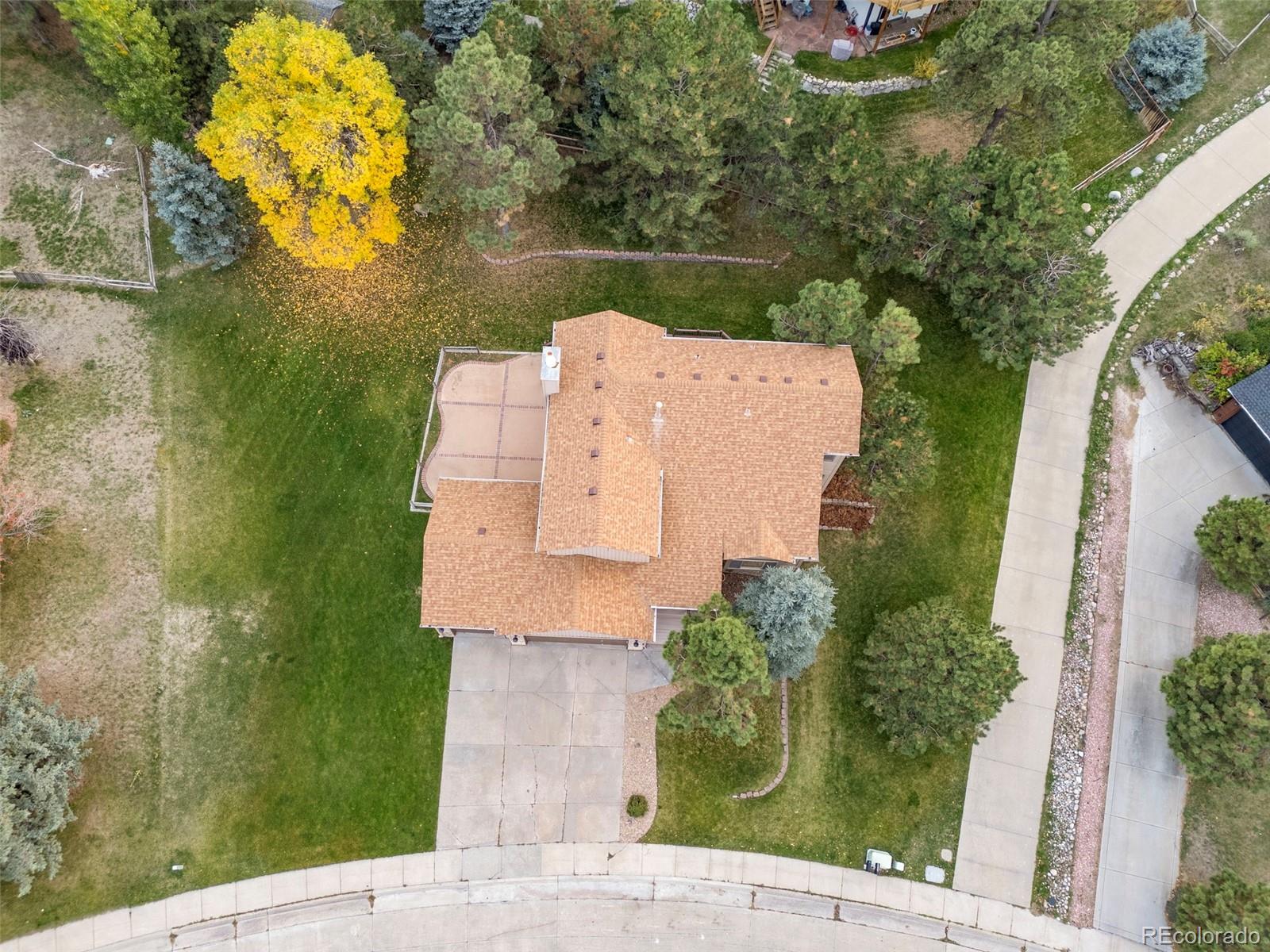 6227 Northwoods Glen Drive