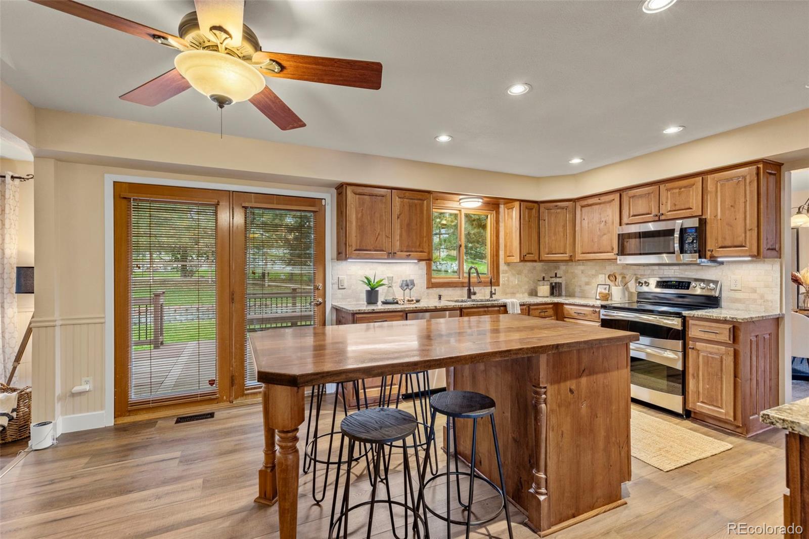 6227 Northwoods Glen Drive