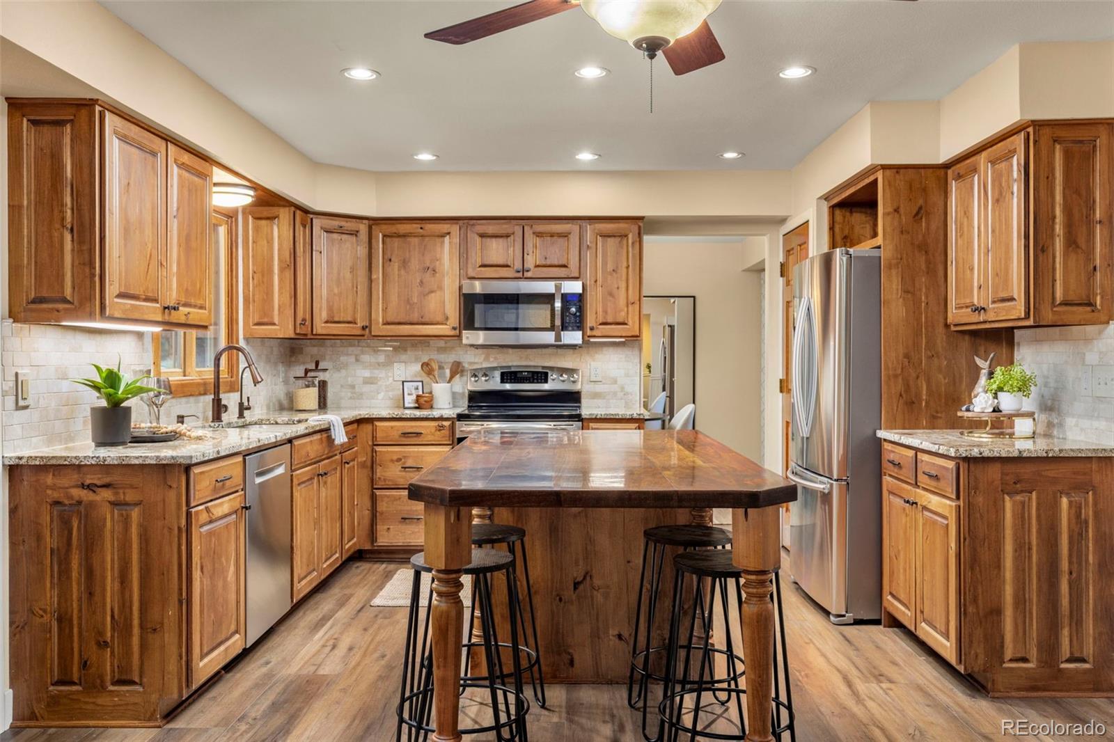 6227 Northwoods Glen Drive