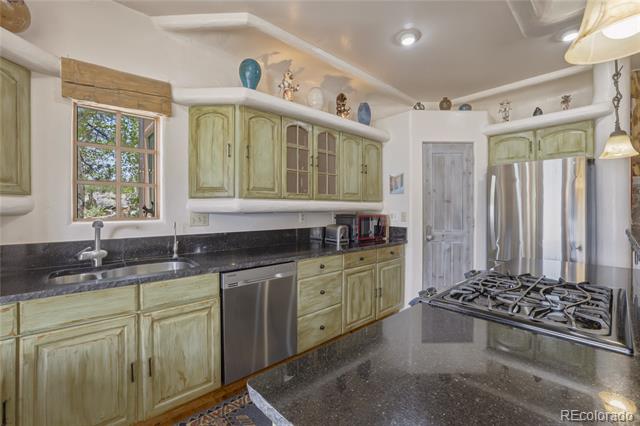 5910 County Road 10