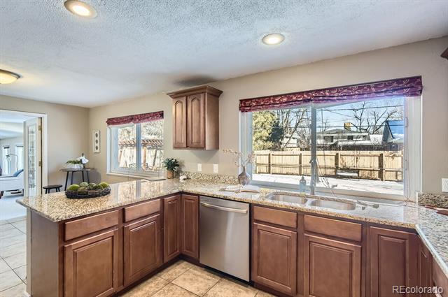 3004 S Ingalls Way