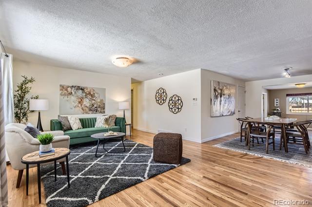 3004 S Ingalls Way