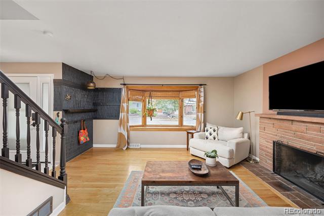 12212 W 60th Place