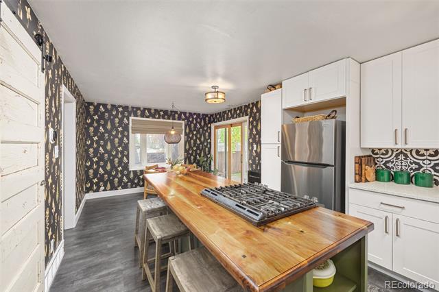 12212 W 60th Place