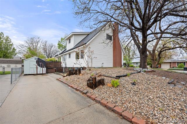 12212 W 60th Place