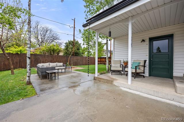 12212 W 60th Place