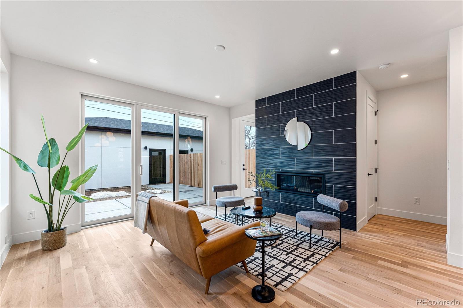 2410 S Bannock