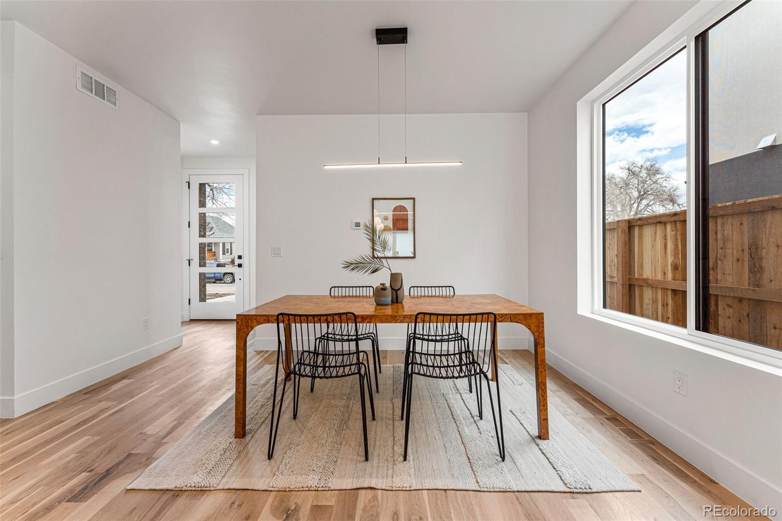 2410 S Bannock