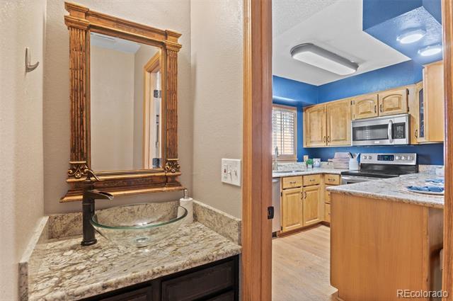 1811 S Quebec Way Unit: 243