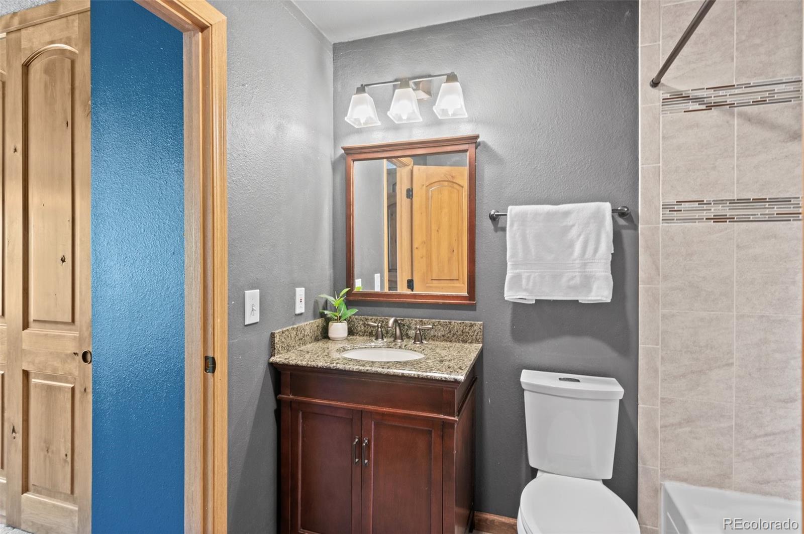 1811 S Quebec Way Unit: 243