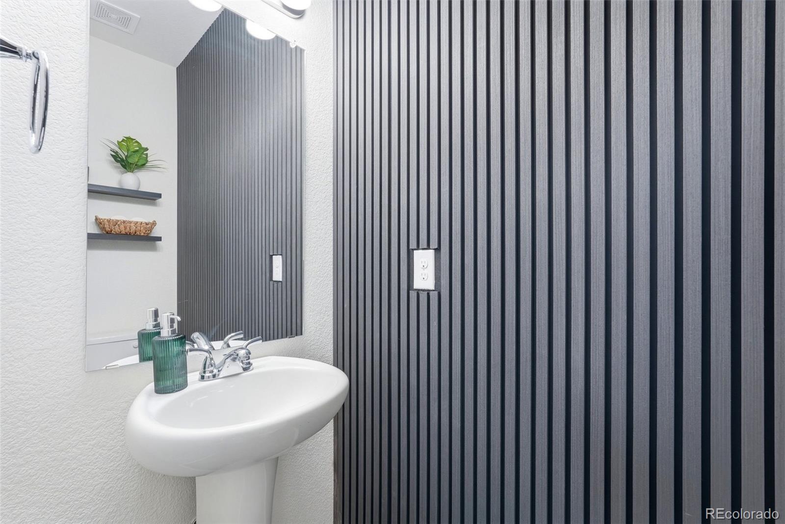 9541 Timberlake Loop