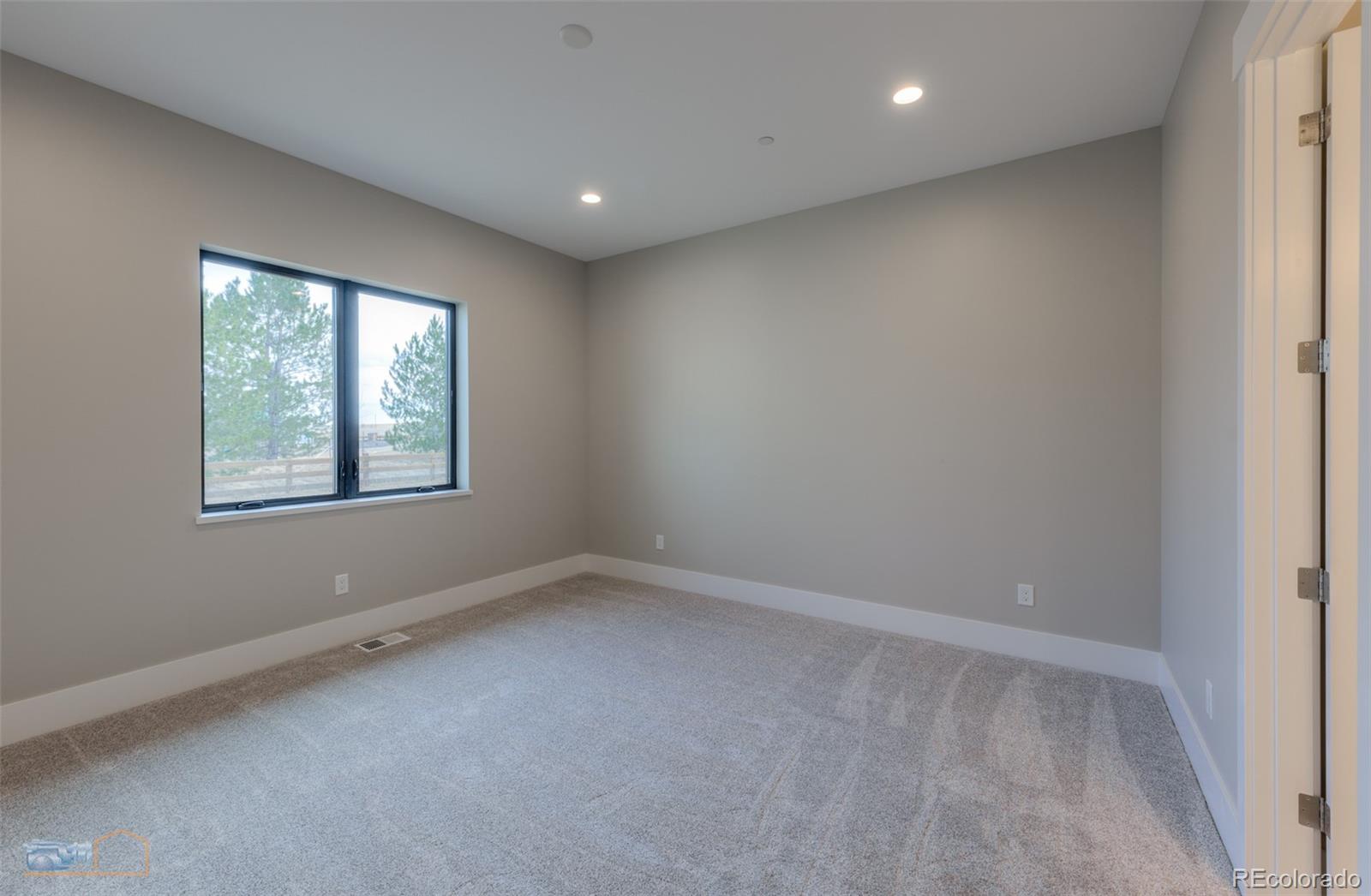 9258 Niwot Hills Drive