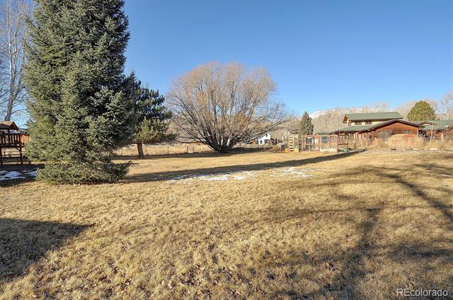 15745 Birdie Lane