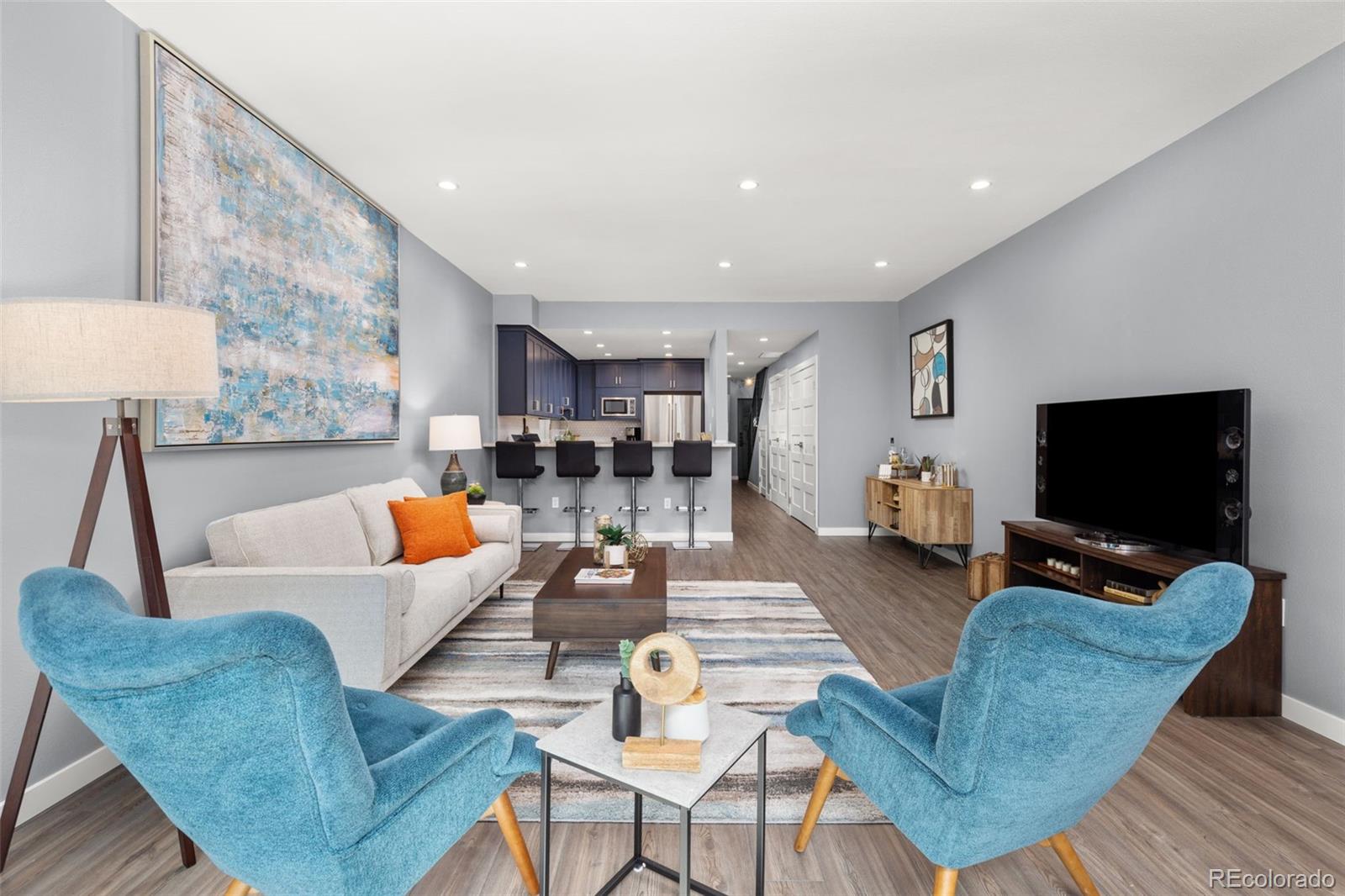 1512 Larimer Street Unit: 5