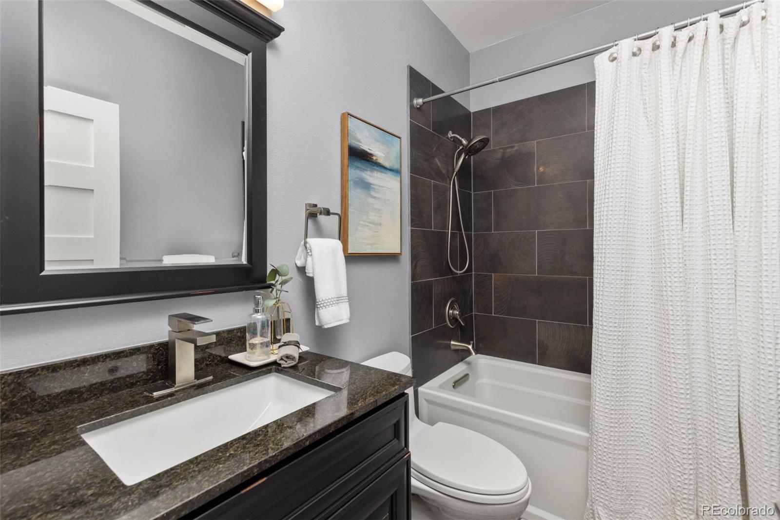 1512 Larimer Street Unit: 5