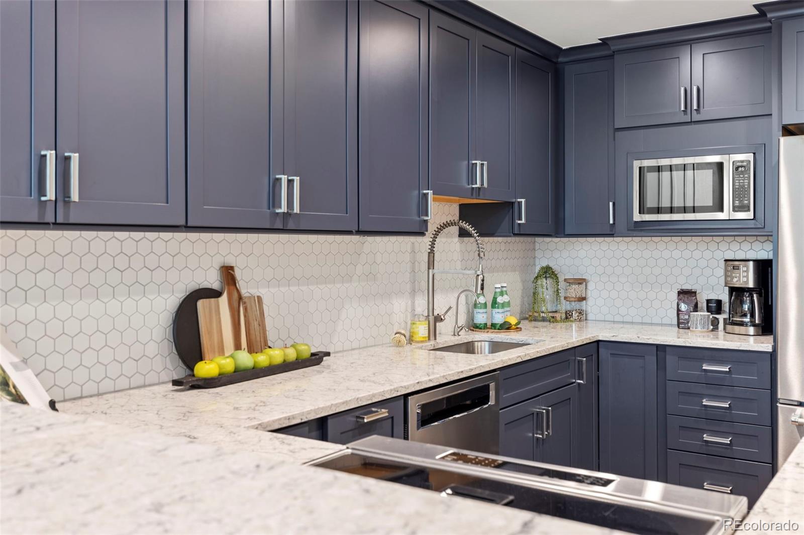 1512 Larimer Street Unit: 5